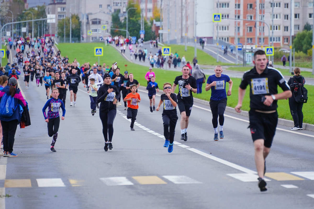 «Кросс нации» в Вологде и Череповце пробежали почти 9 тысяч человек