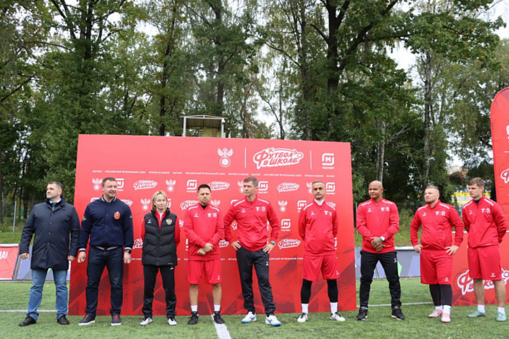 Воспитанники «Арсенала» встретились с призерами Евро на фестивале в Туле