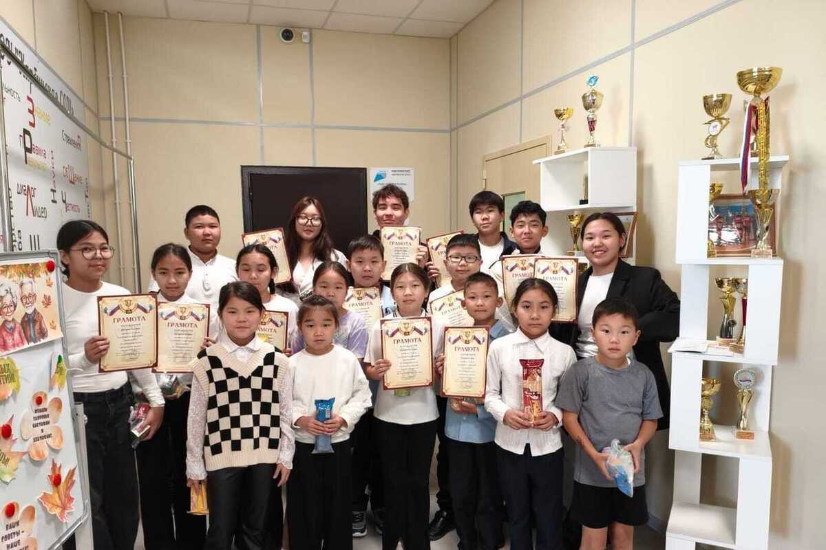 В поселке Калмыкии соревновались юные интеллектуалы